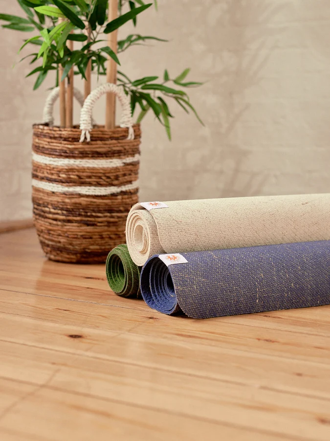 Complete Unity Yoga - 4mm Yoga Mat - Eco-friendly - Natural - Image 3